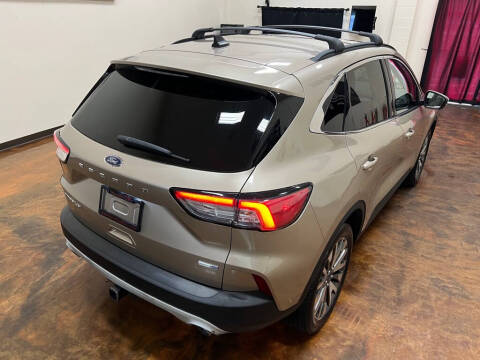 2020 Ford Escape Titanium