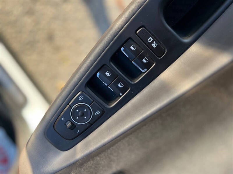 2019 Hyundai Santa Fe Ultimate 2.4L