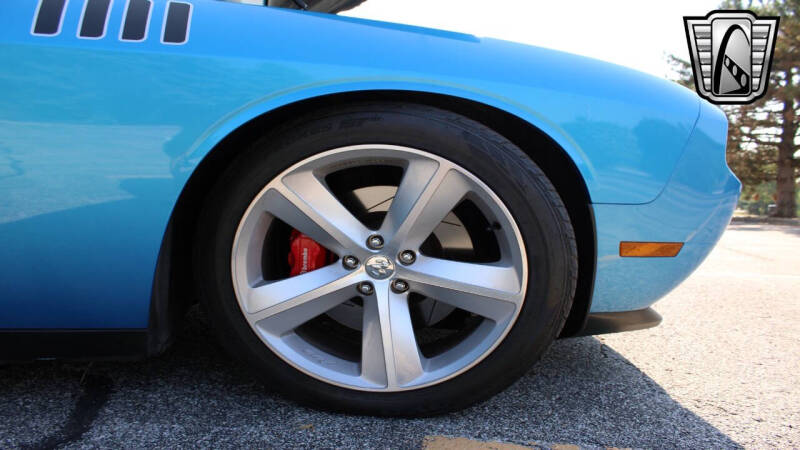 2010 Dodge Challenger SRT8