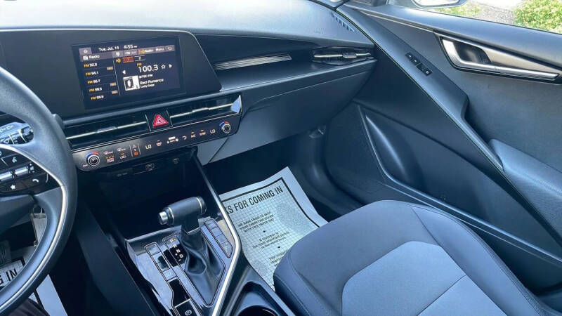 2026 Kia Niro LX