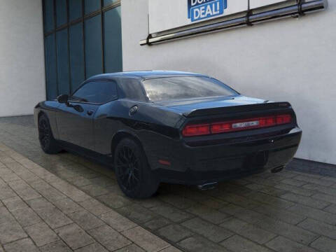 2014 Dodge Challenger SRT8 Core