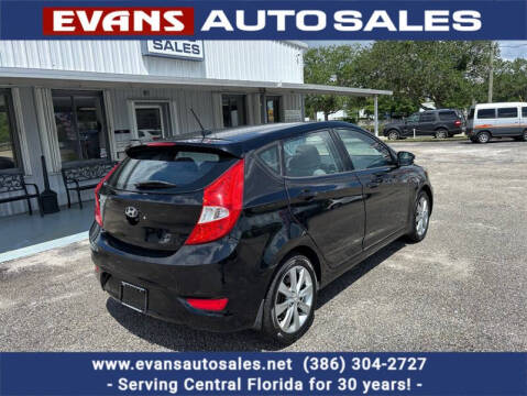2013 Hyundai Accent SE