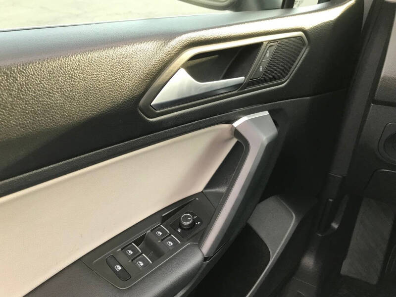 2019 Volkswagen Tiguan SE