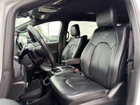 2019 Chrysler Pacifica Touring L Plus