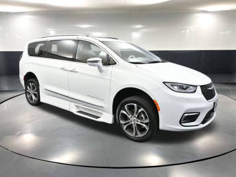 2022 Chrysler Pacifica Pinnacle