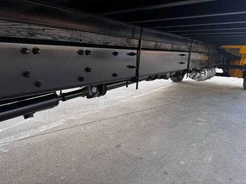 2018 Freightliner M2 106