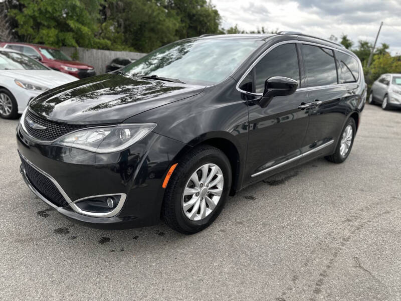 2019 Chrysler Pacifica Touring L