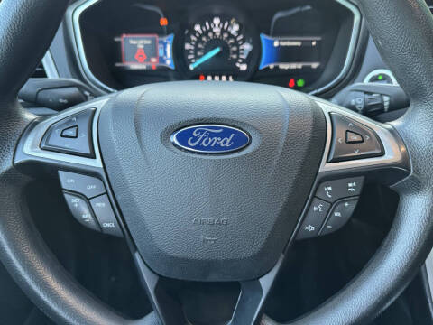 2017 Ford Fusion Hybrid SE