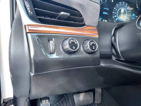 2020 Cadillac Escalade Luxury