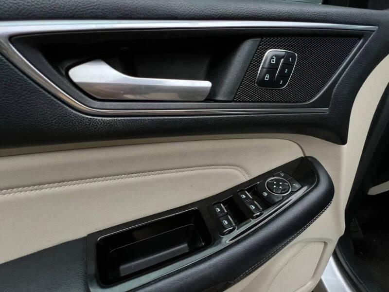 2016 Ford Edge Titanium