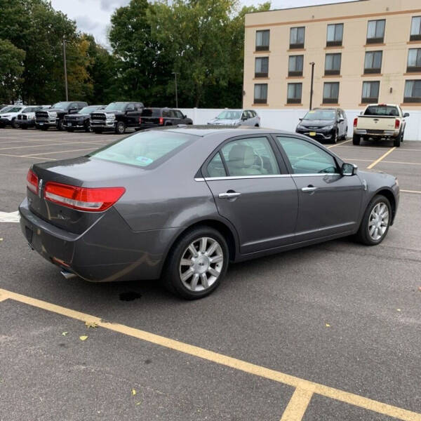 2012 Lincoln MKZ