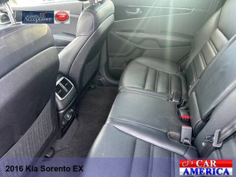 2016 Kia Sorento EX