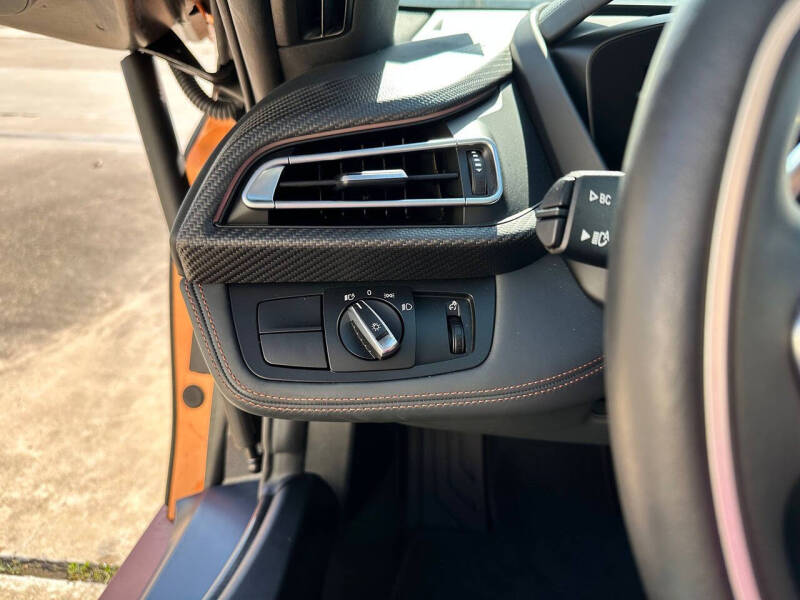 2019 BMW i8