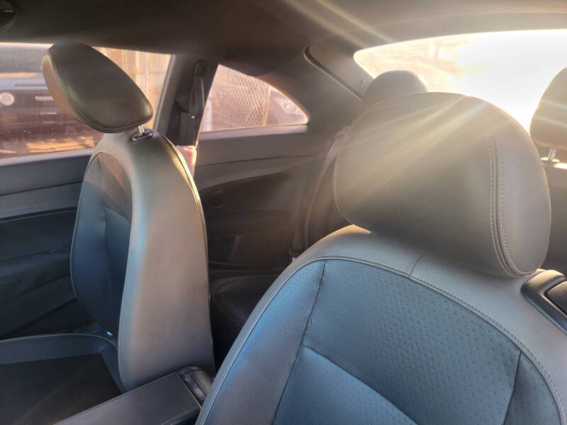 2015 Volkswagen Beetle 1.8T Entry PZEV