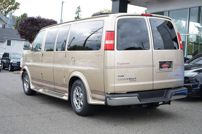 2011 GMC Savana