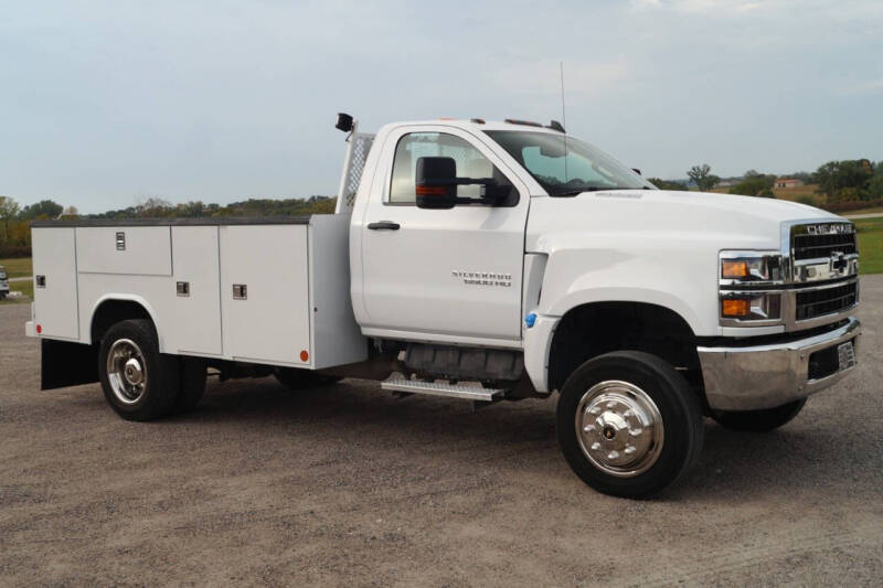 2023 Chevrolet Silverado 4500 Medium Duty Chassis Cab's photo