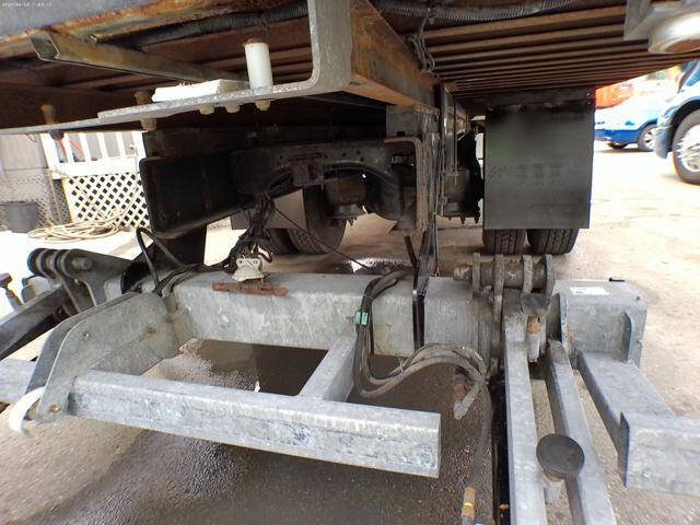 2015 Freightliner M2 106