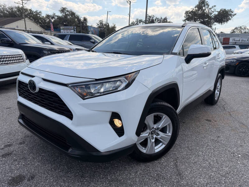 2020 Toyota RAV4 XLE