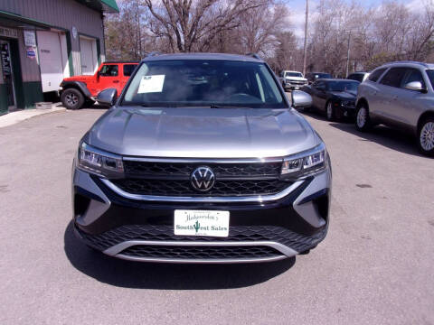 2023 Volkswagen Taos SE 4Motion