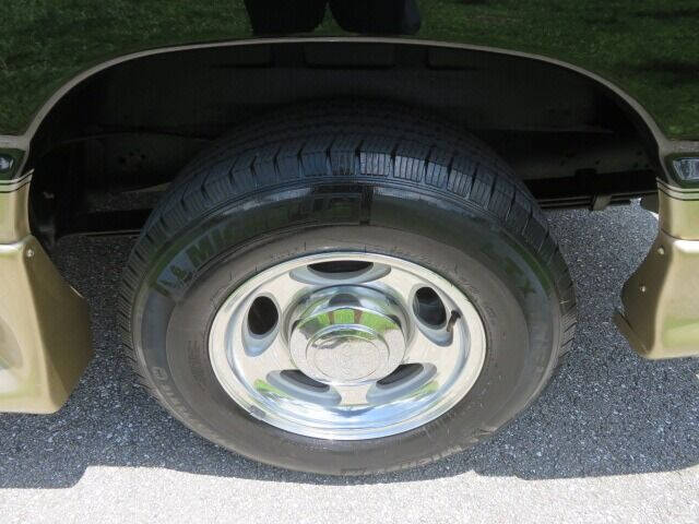 2010 Ford E-Series E-150