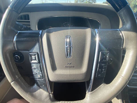 2016 Lincoln Navigator Select