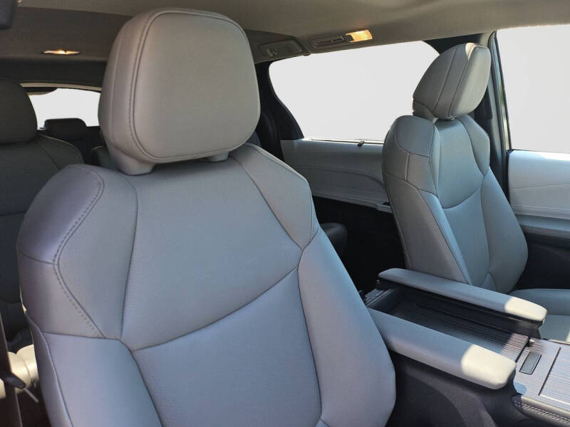 2025 Toyota Sienna