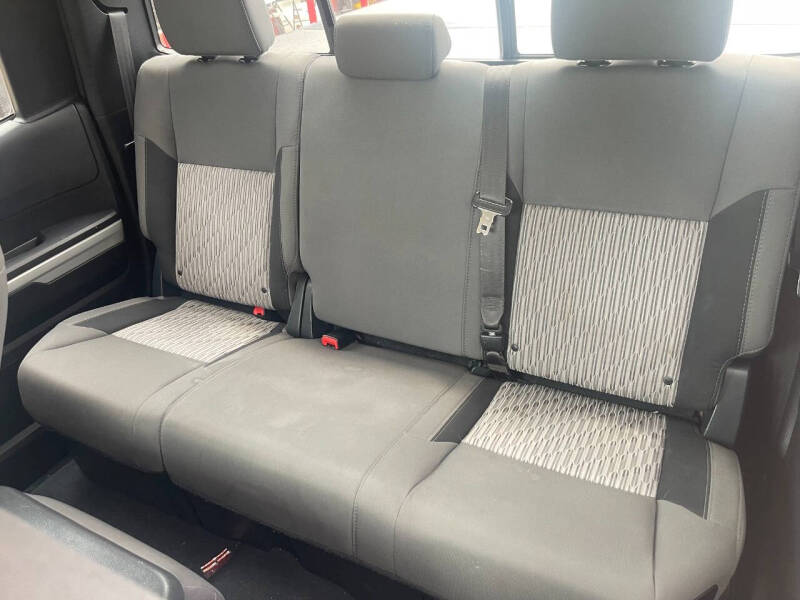 2014 Toyota Tundra SR5