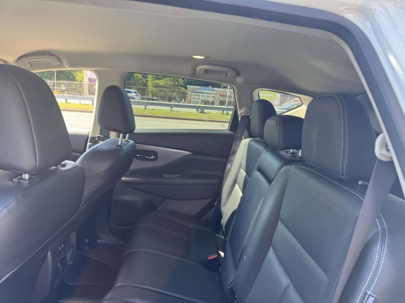 2023 Nissan Murano SV