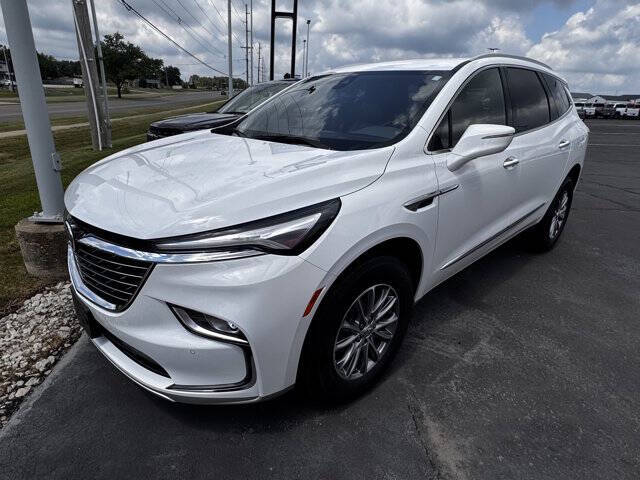 2023 Buick Enclave Essence