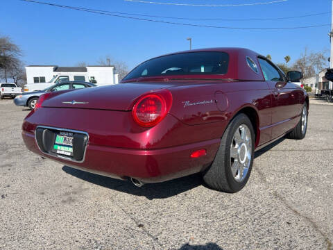 2004 Ford Thunderbird Deluxe