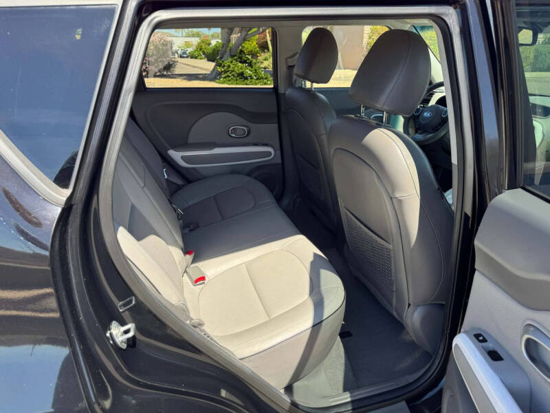 2015 Kia Soul EV +