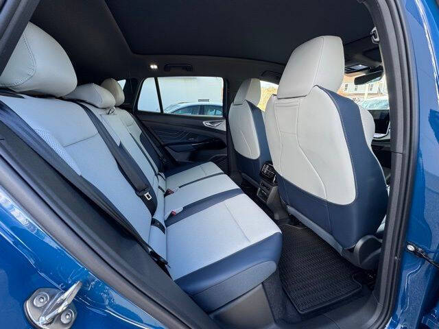 2025 Volkswagen ID.4 Pro S Plus