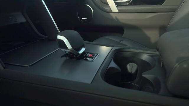 2025 Land Rover Discovery Sport P250 S