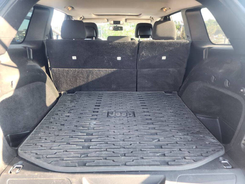 2013 Jeep Grand Cherokee Laredo