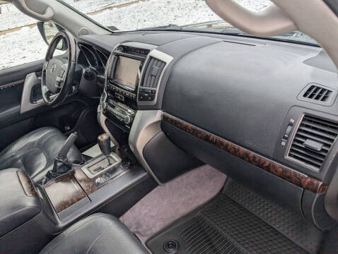 2013 Toyota Land Cruiser