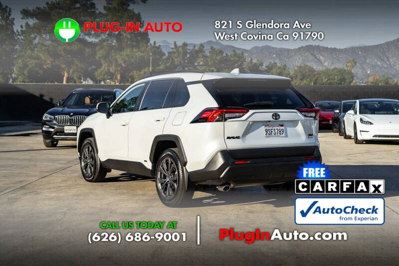 2025 Toyota RAV4 Hybrid XLE Premium