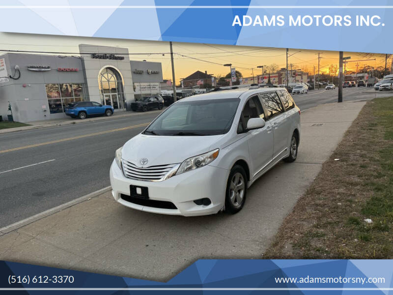 2015 Toyota Sienna LE 8-Passenger