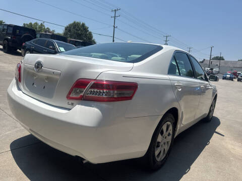 2011 Toyota Camry LE
