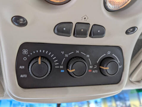 2003 Cadillac Escalade