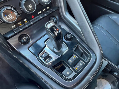 2016 Jaguar F-TYPE R