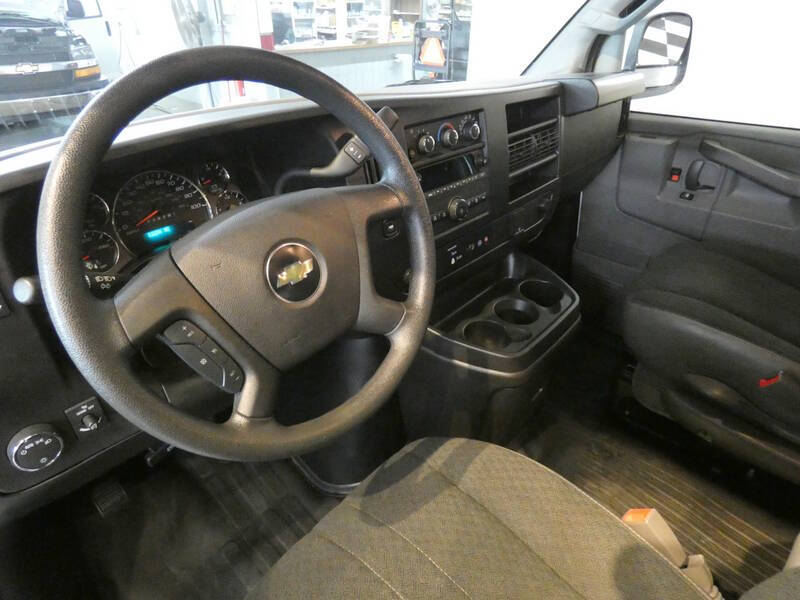 2024 Chevrolet Express 2500
