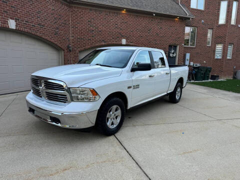 2017 RAM 1500 SLT