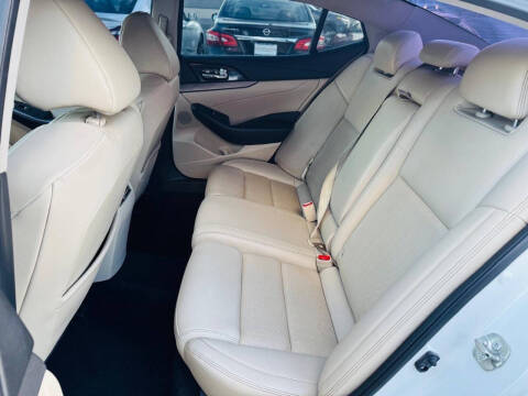 2017 Nissan Maxima 3.5 SV