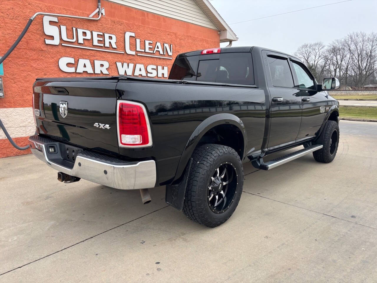 2013 Ram 2500 for sale at Illinois Auto Wholesalers in Tolono, IL