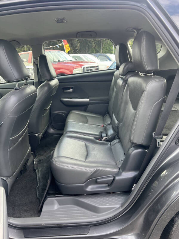 2012 Toyota Prius v Two