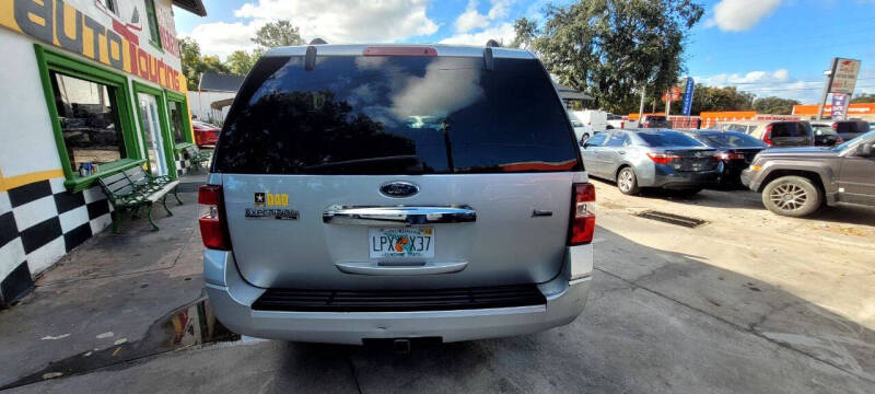 2010 Ford Expedition Limited photo 6