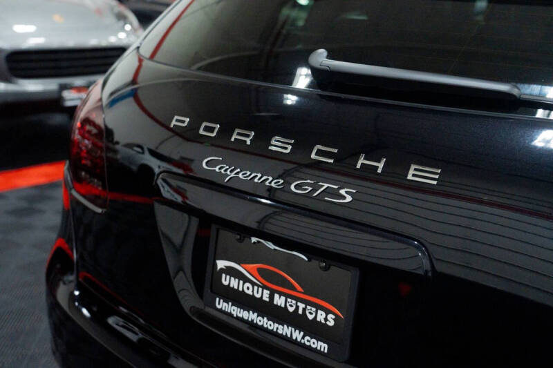 2014 Porsche Cayenne GTS