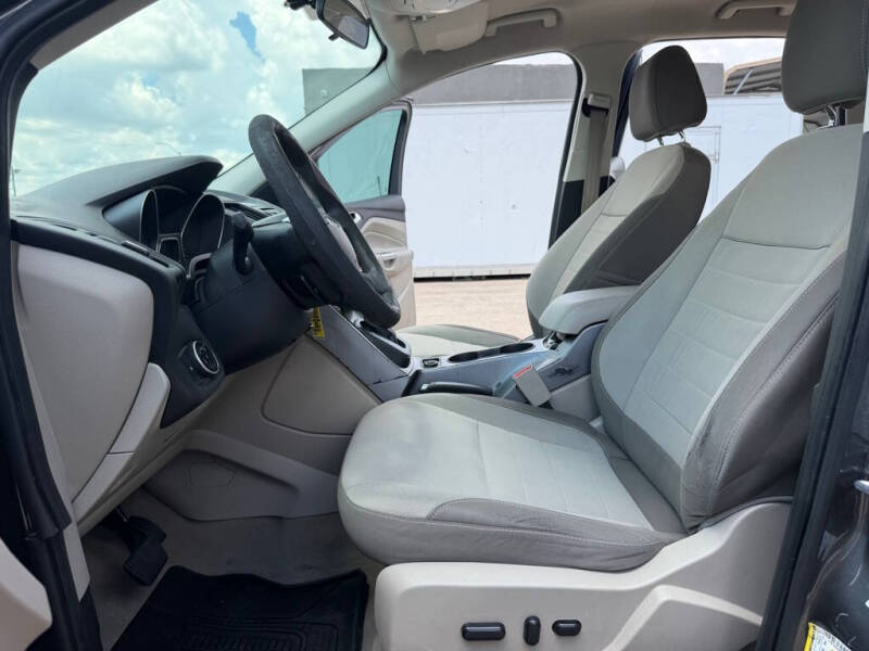 2015 Ford Escape SE