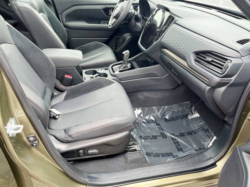 2025 Subaru Forester Touring Hybrid