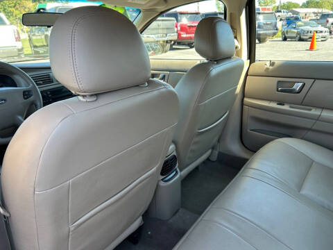 2003 Ford Taurus SES